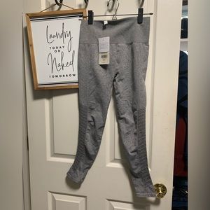 Fabletics Synch high waisted 7/8 length grey leggings in size Small